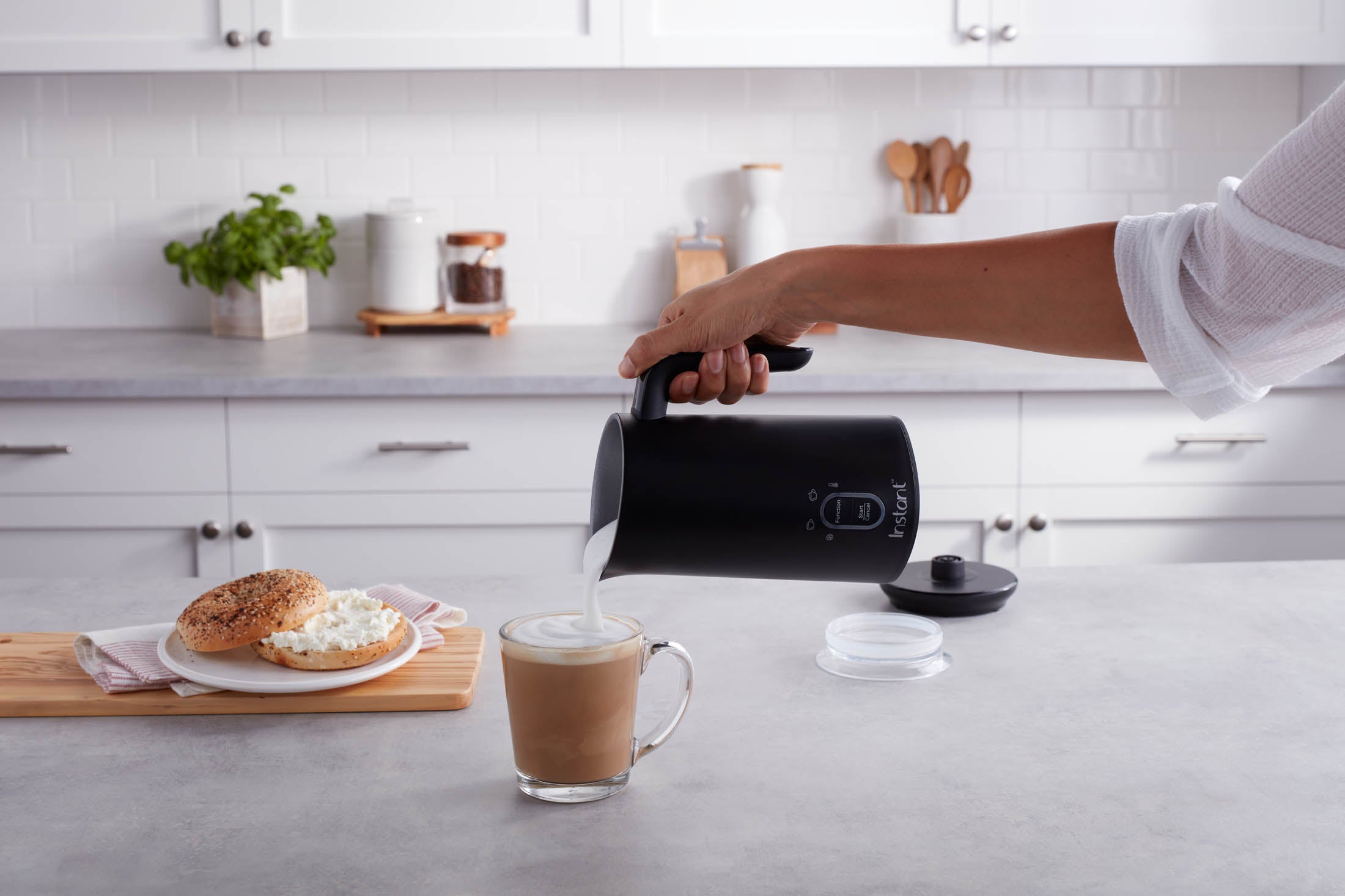 Instant™ Milk Frother