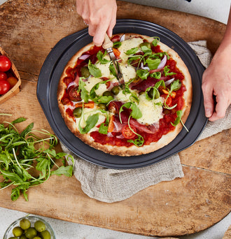 Pyrex® Platinum Pizza Pan 31CM