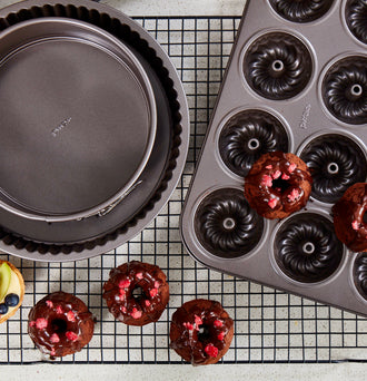 Pyrex® Platinum Mini Bundt Pan 12 Cup